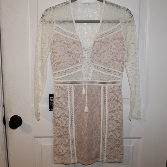 NWT Express Cream Lace Dress Size 2 - Picture 3 of 8